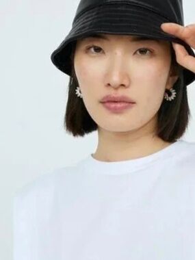 Aritzia Sandra Bucket Hat Faux Leather